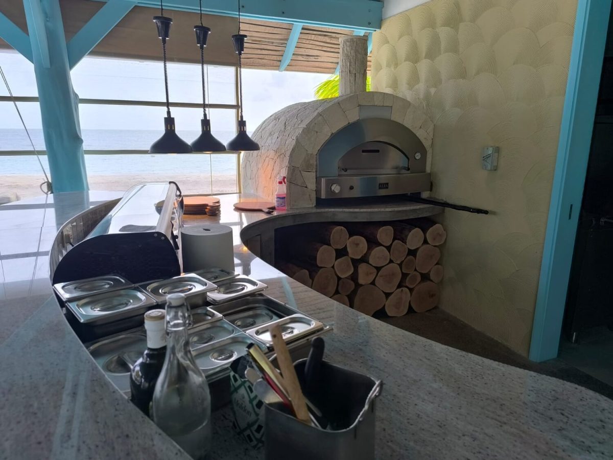 Four Seasons Desroches Island, Seychelles - pizzeria and kitchen equipment installed by VME Group (view 02)