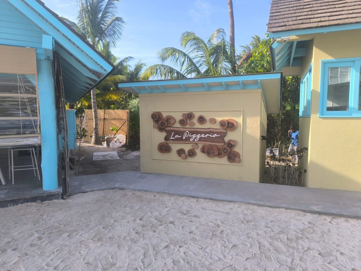 Four Seasons Desroches Island, Seychelles - pizzeria and kitchen equipment installed by VME Group (view 14)