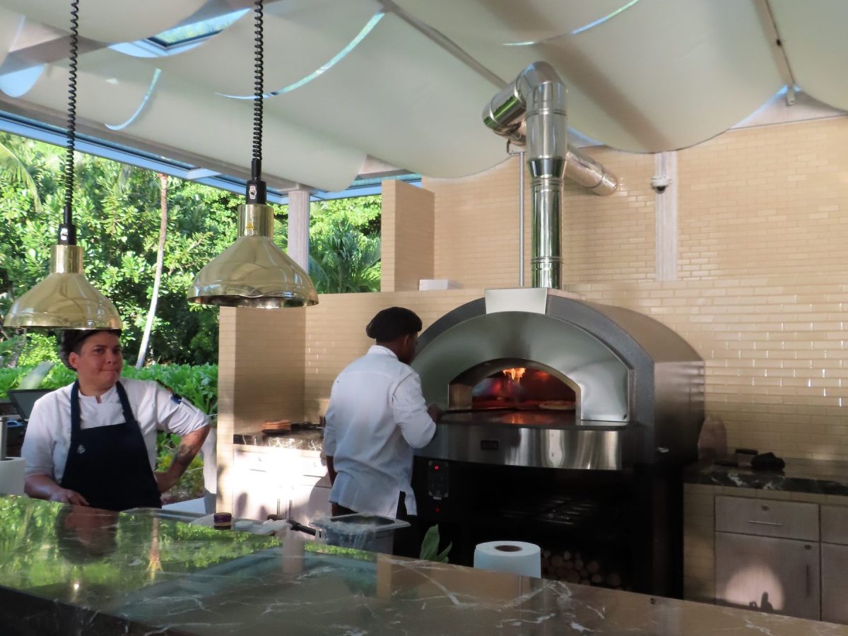 Kannel Pizzeria service counter with chefs at work, Four Seasons Mahe