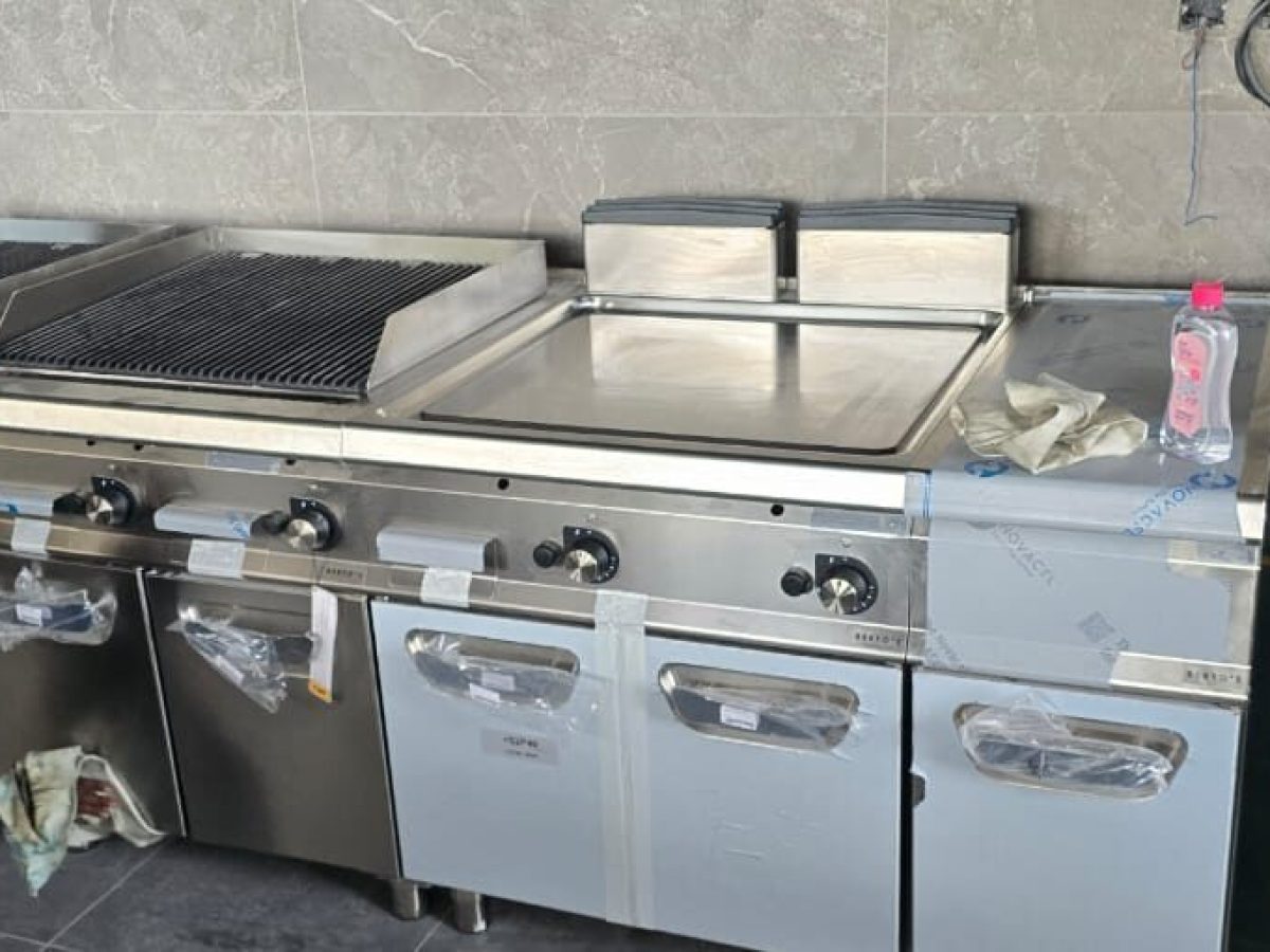 Melia Seafront, Eden Island, Seychelles - multi-outlet kitchen delivered by VME Group (view 07)