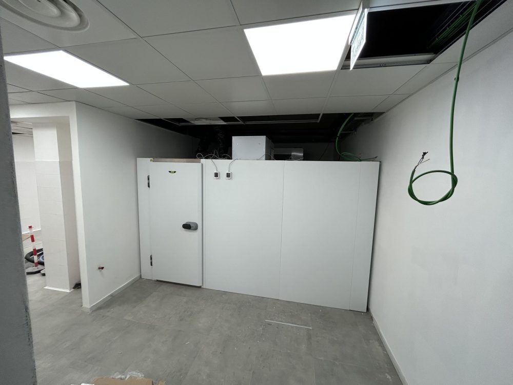 Cold rooms installed in the production laboratory of Panificio Elia, Milan