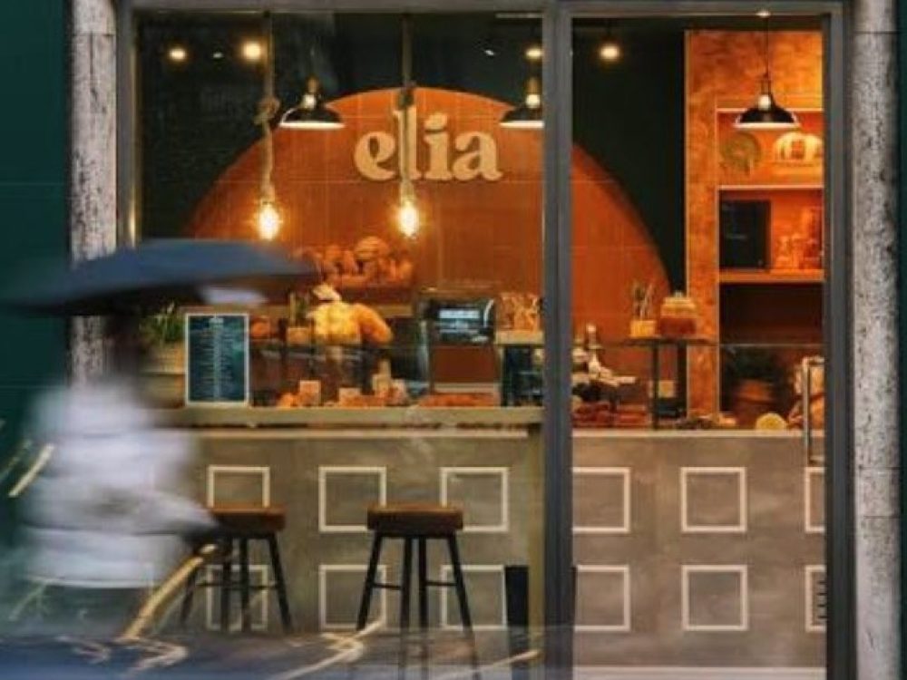 Panificio Elia storefront and entrance, Milan